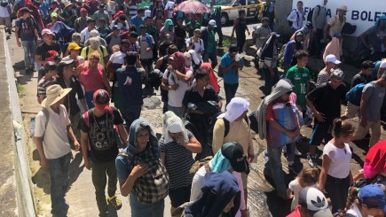 Solidarity: Το Καραβάνι – «Κρίση», Μύθος και&nbsp;Γεγονότα