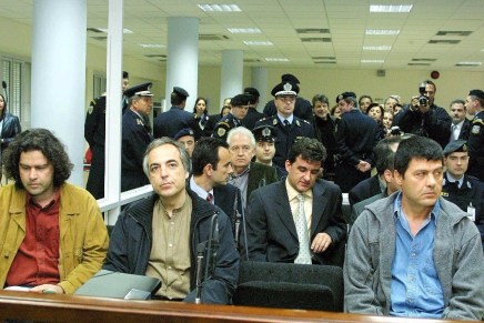 Σχόλια για τη δίκη της&nbsp;17Ν