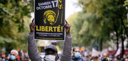 Γαλλία: «Πράξη 3» της πάλης των&nbsp;χωρίς-χαρτιά