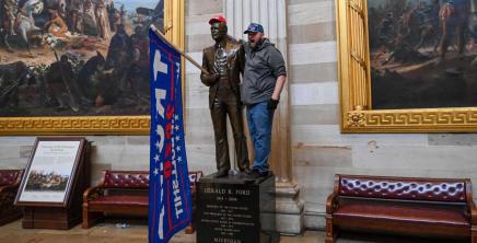 ΗΠΑ: Για την επίθεση της ακροδεξιάς στο&nbsp;Καπιτόλιο