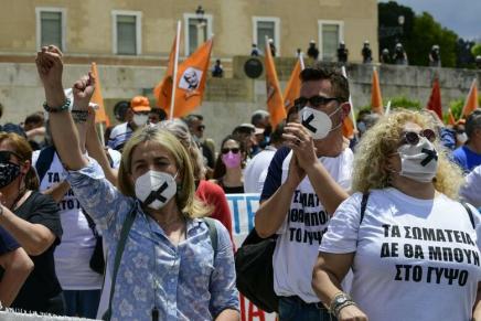 Massive mobilisations in Greece against a slavery&nbsp;law