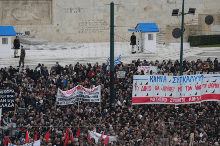 Grèce: manifestations historiques pour les victimes de&nbsp;Tèmbi