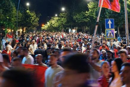 4η Διεθνής: Αλληλεγγύη με τους αγώνες των&nbsp;Βαλκανίων!